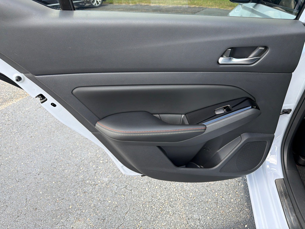 2023 Nissan Altima Image 30