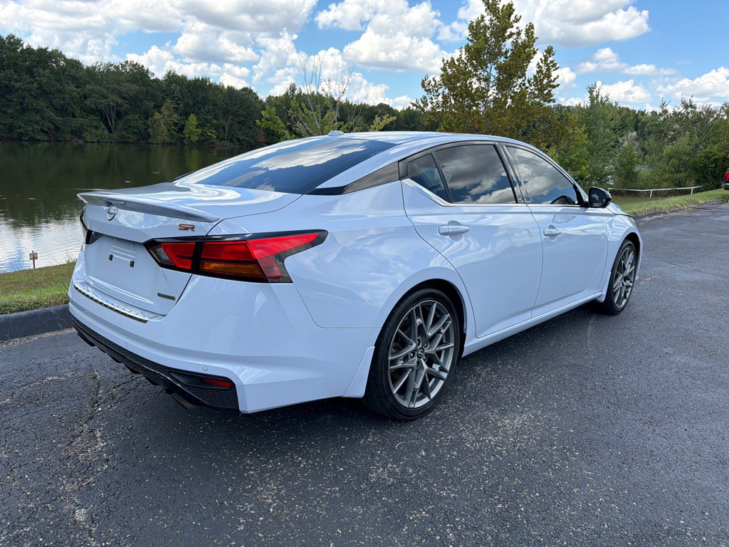 2023 Nissan Altima Image 44