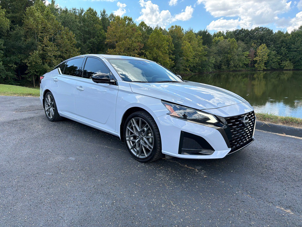 2023 Nissan Altima Image 47