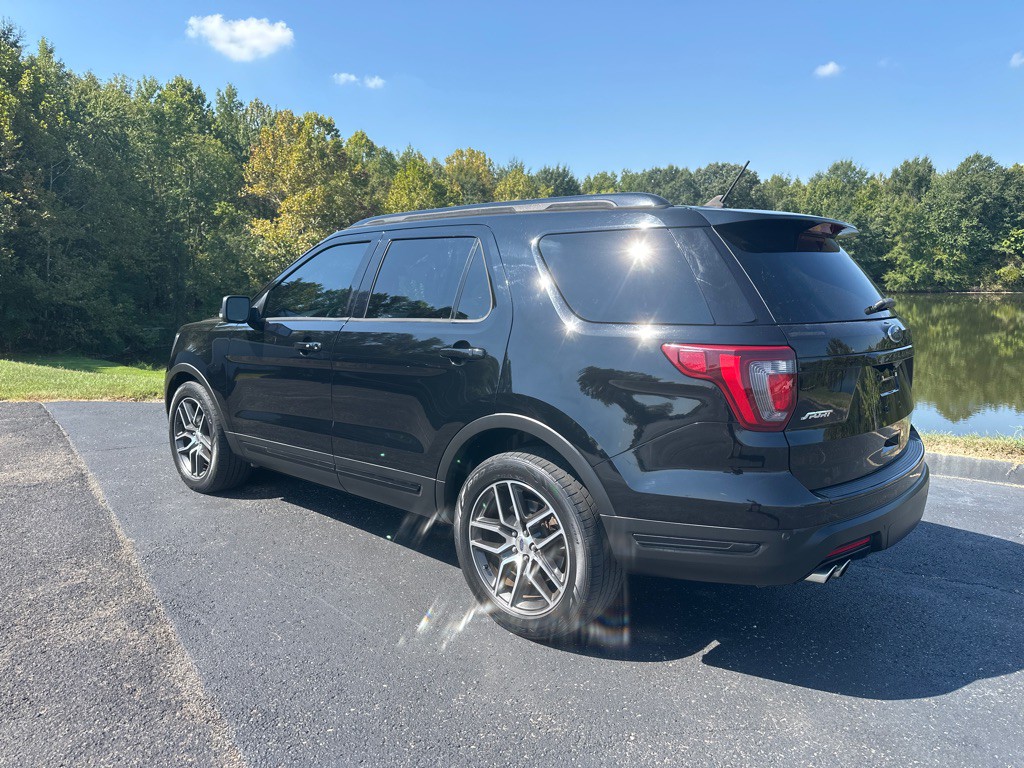 2018 Ford Explorer Image 6
