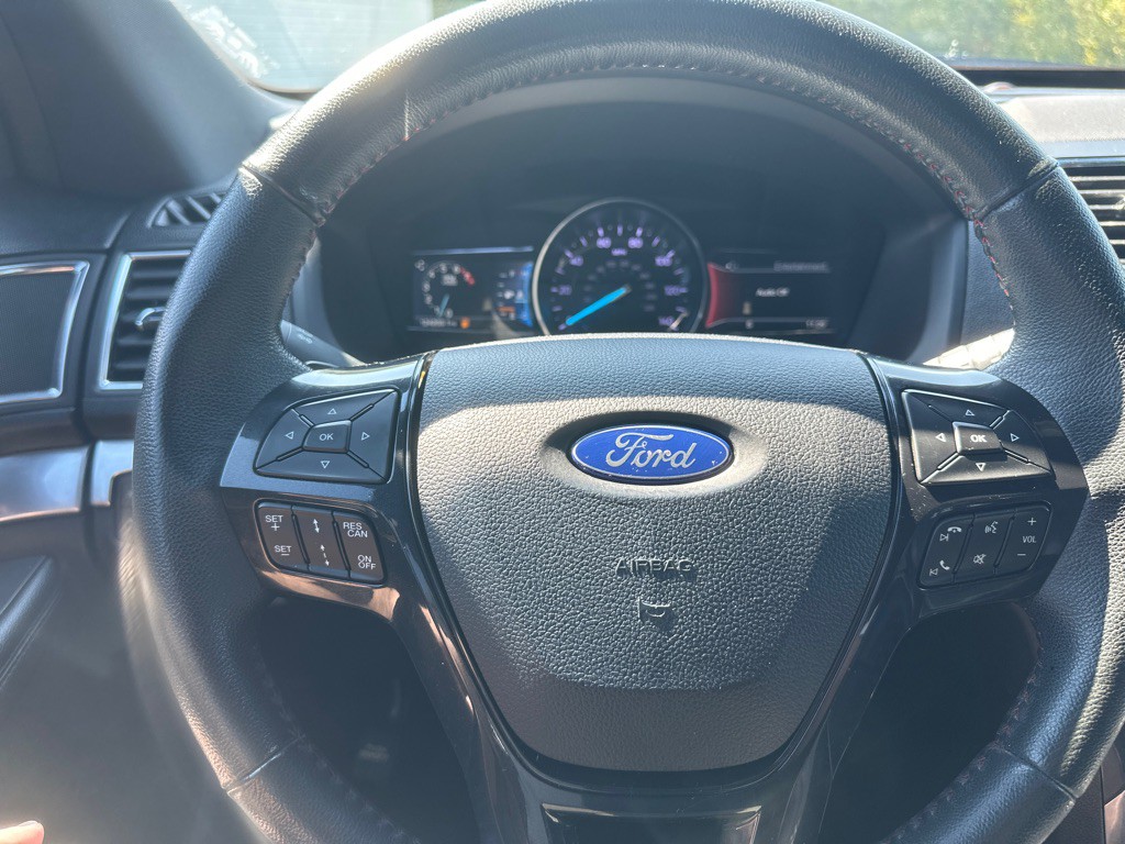 2018 Ford Explorer Image 12