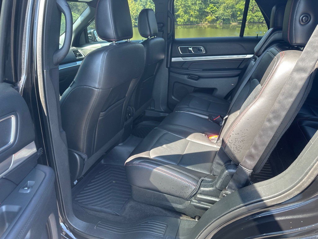 2018 Ford Explorer Image 20