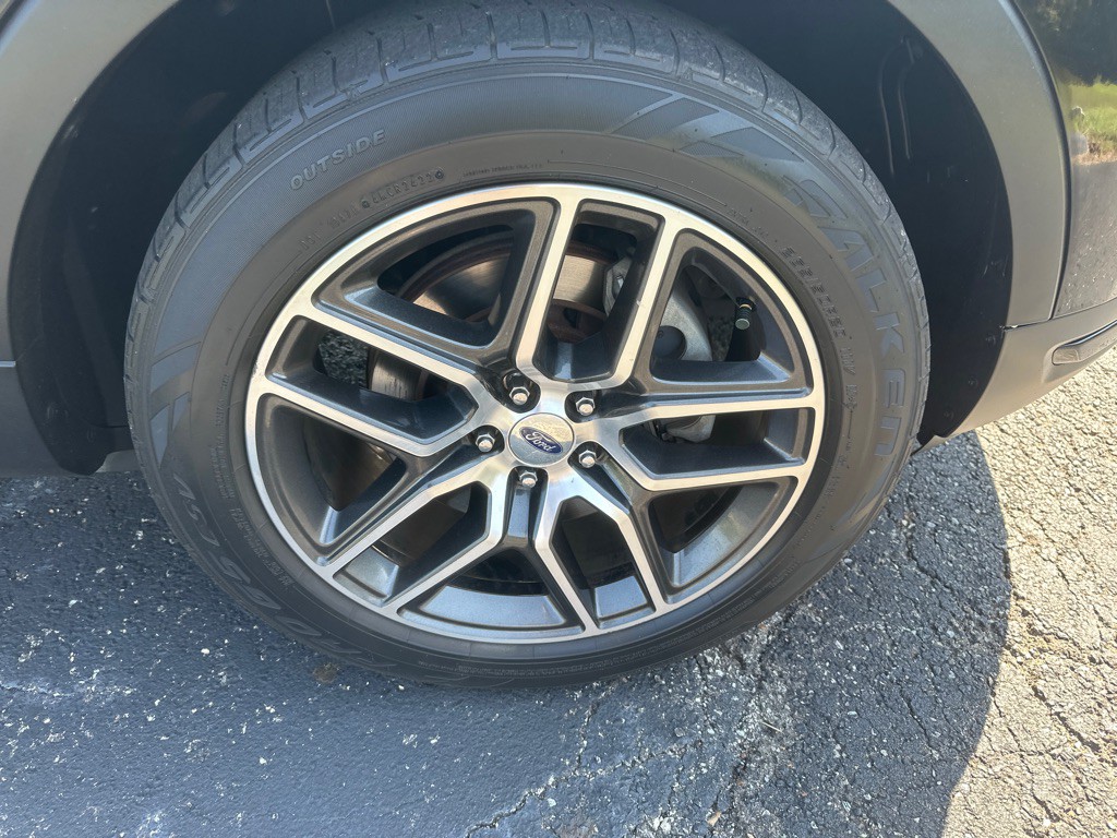 2018 Ford Explorer Image 36