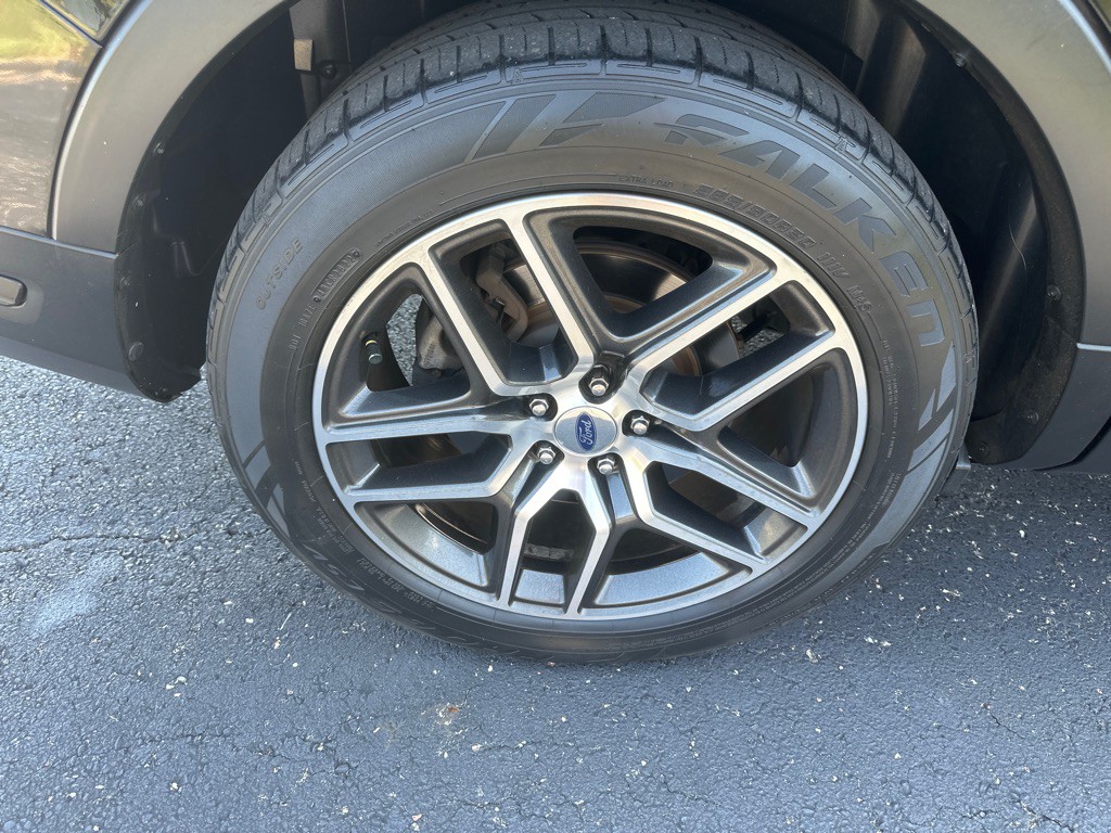 2018 Ford Explorer Image 37