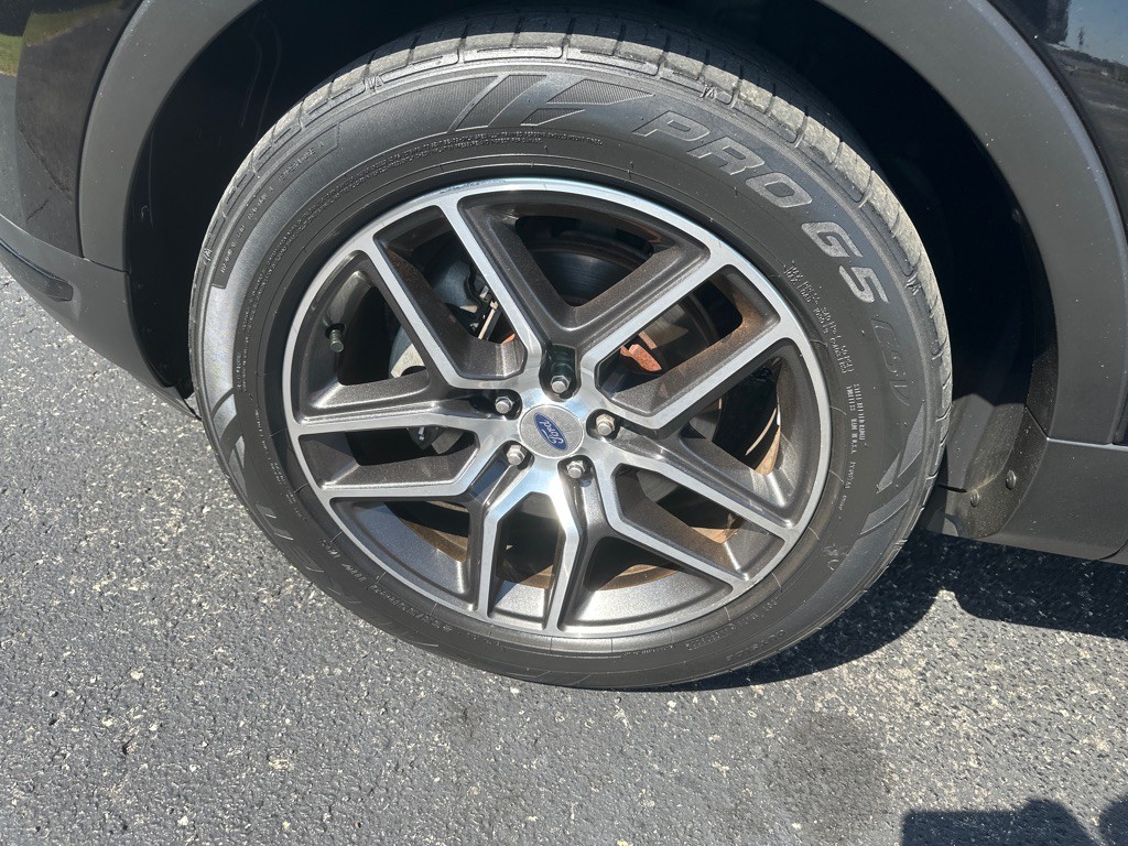 2018 Ford Explorer Image 39