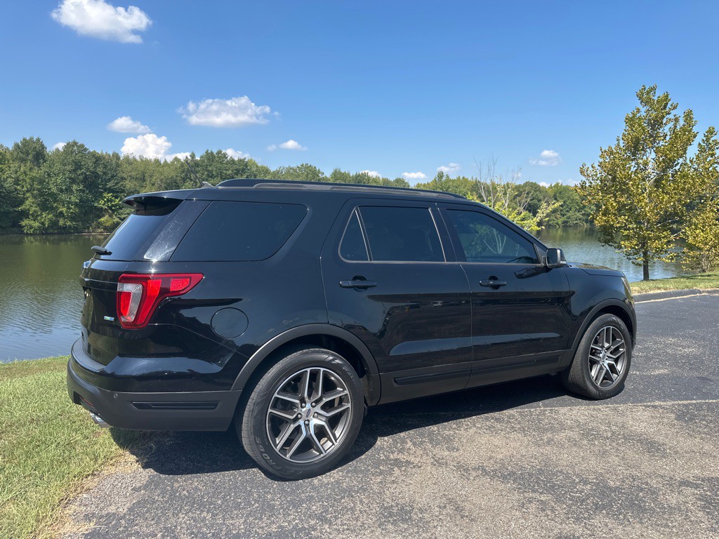 2018 Ford Explorer Image 45