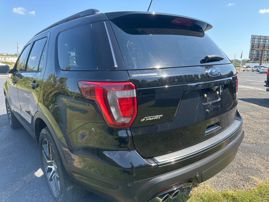 2018 Ford Explorer Image 48