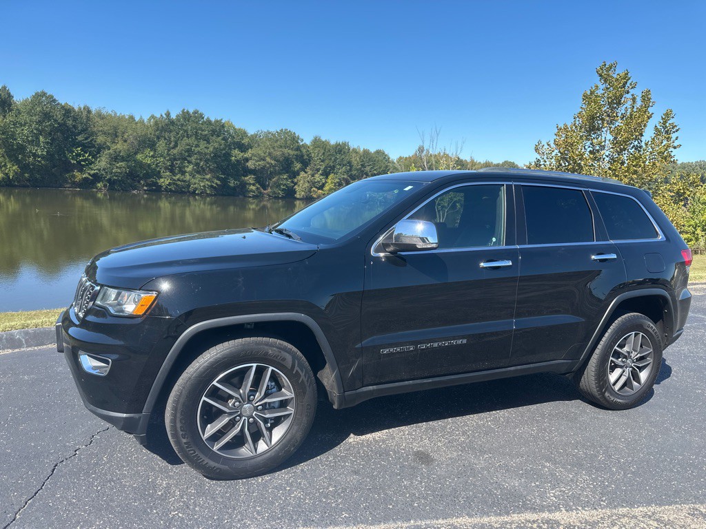 2018 Jeep Grand Cherokee Image 2