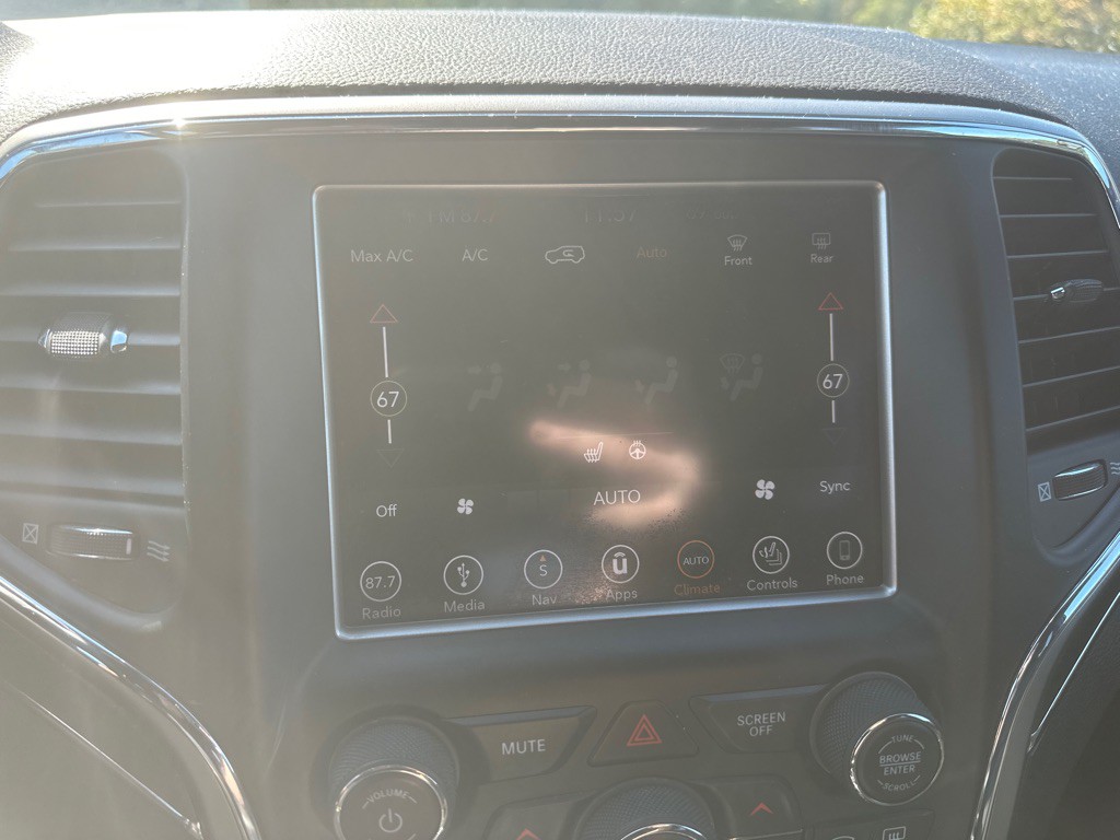 2018 Jeep Grand Cherokee Image 12