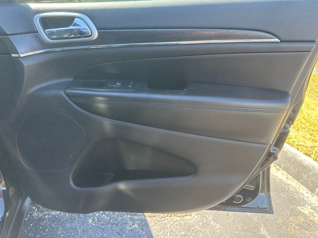 2018 Jeep Grand Cherokee Image 31