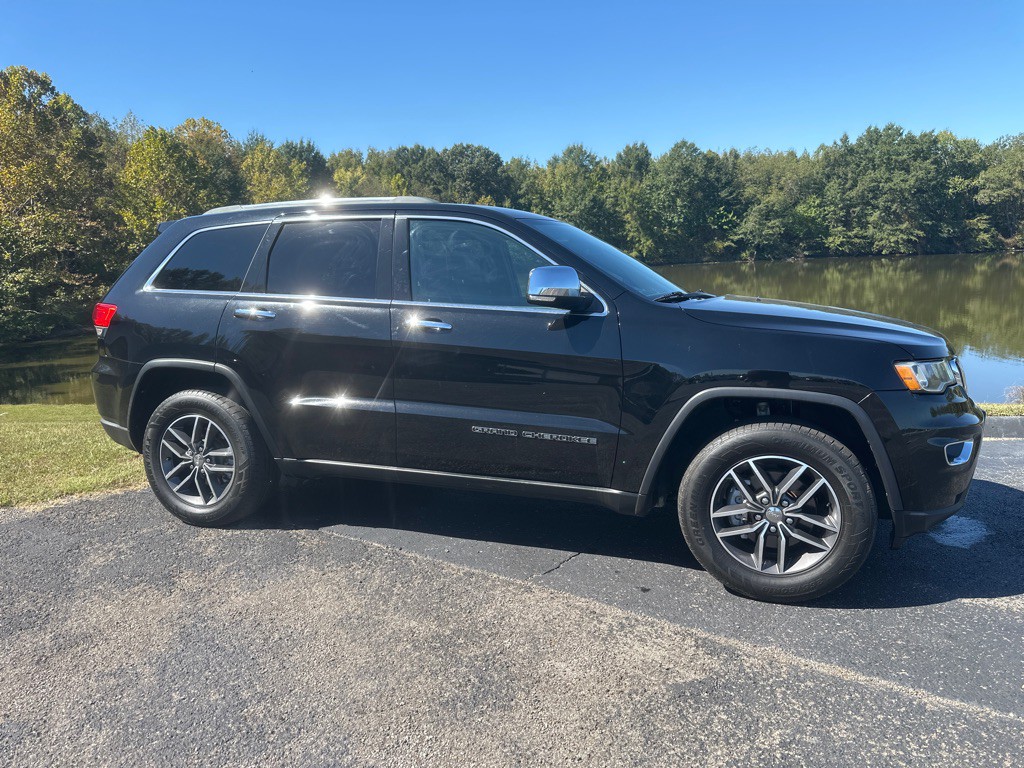 2018 Jeep Grand Cherokee Image 38