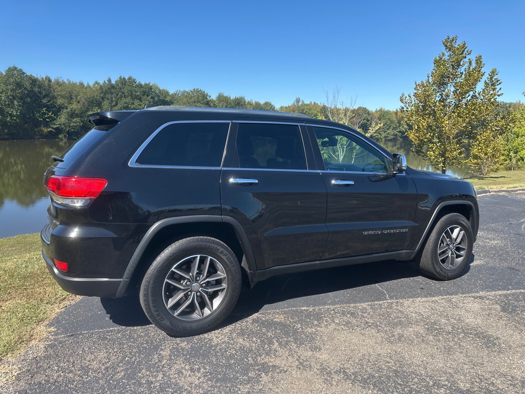 2018 Jeep Grand Cherokee Image 41