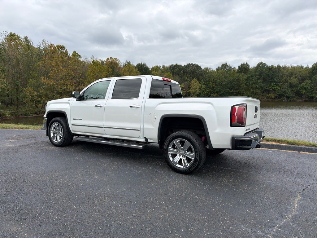 2018 GMC Sierra Image 6