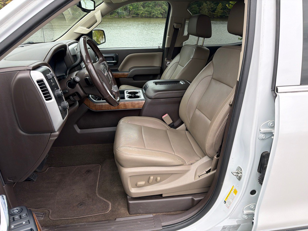 2018 GMC Sierra Image 11