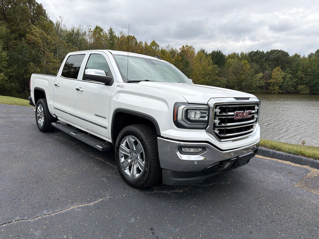 2018 GMC Sierra Image 32