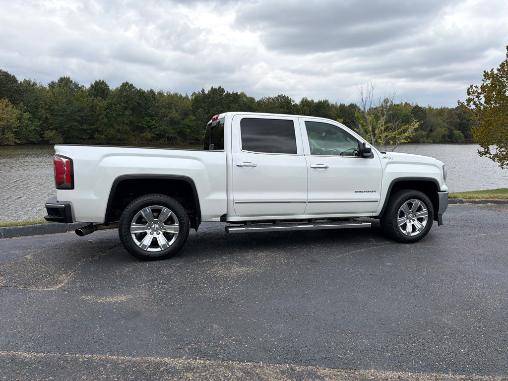 2018 GMC Sierra Image 36