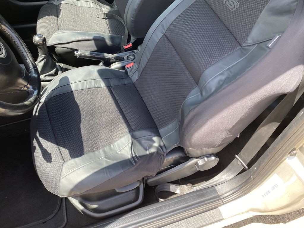 1999 Volkswagen Cabrio Image 20