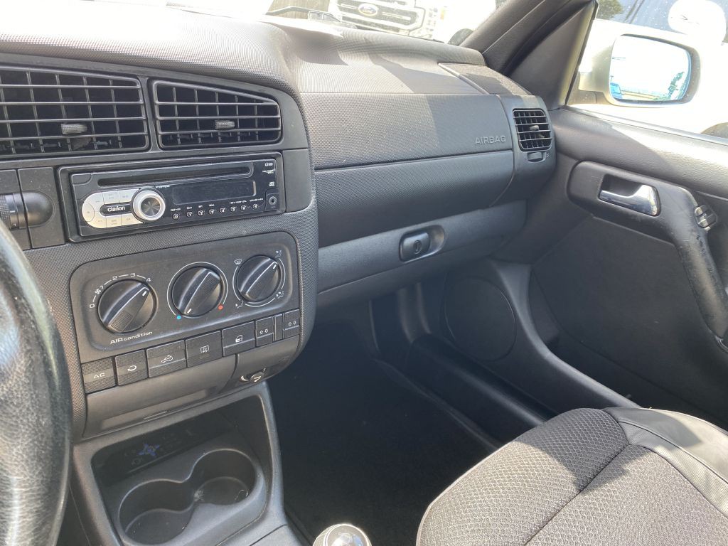 1999 Volkswagen Cabrio Image 26