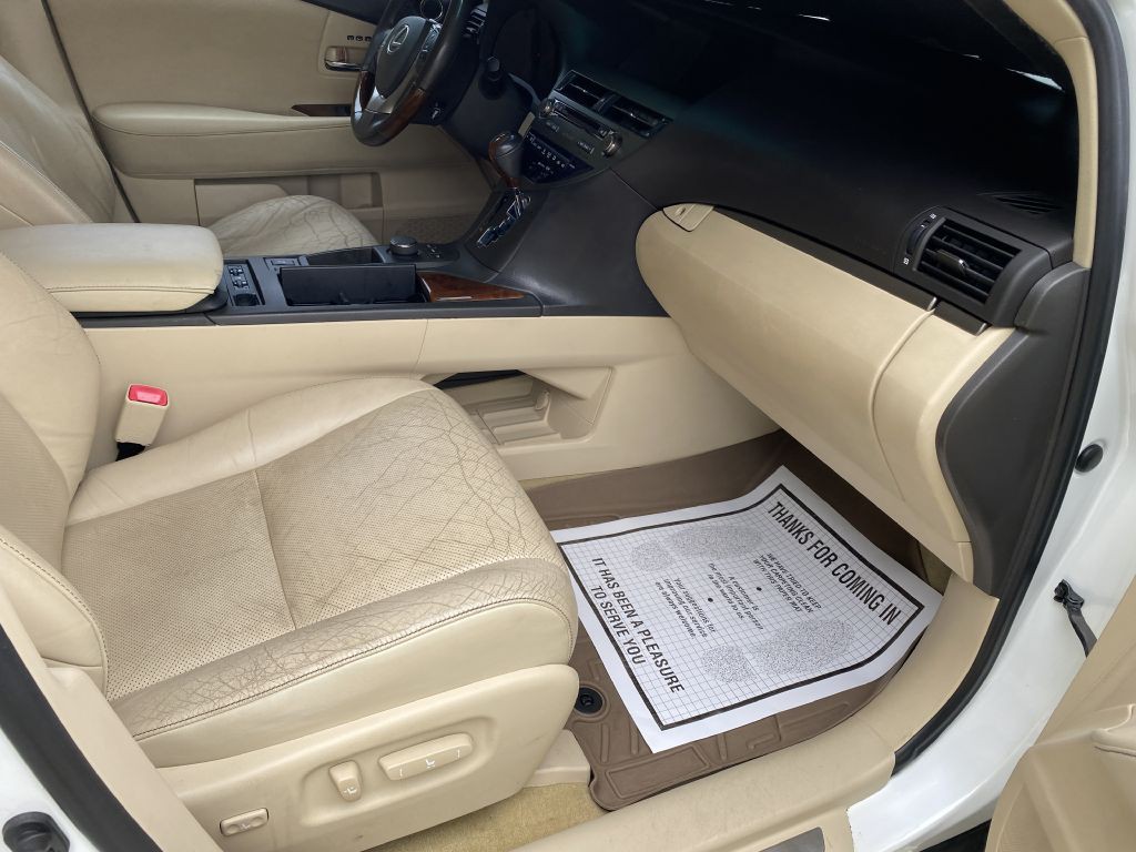 2013 Lexus RX Image 13