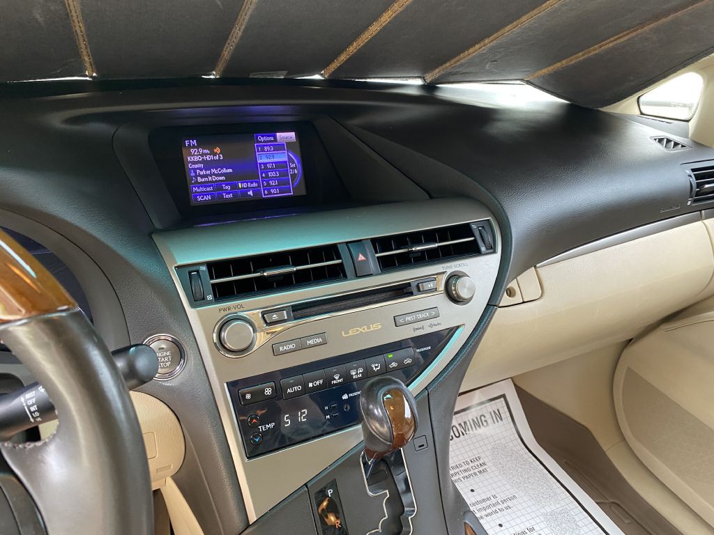 2013 Lexus RX Image 18