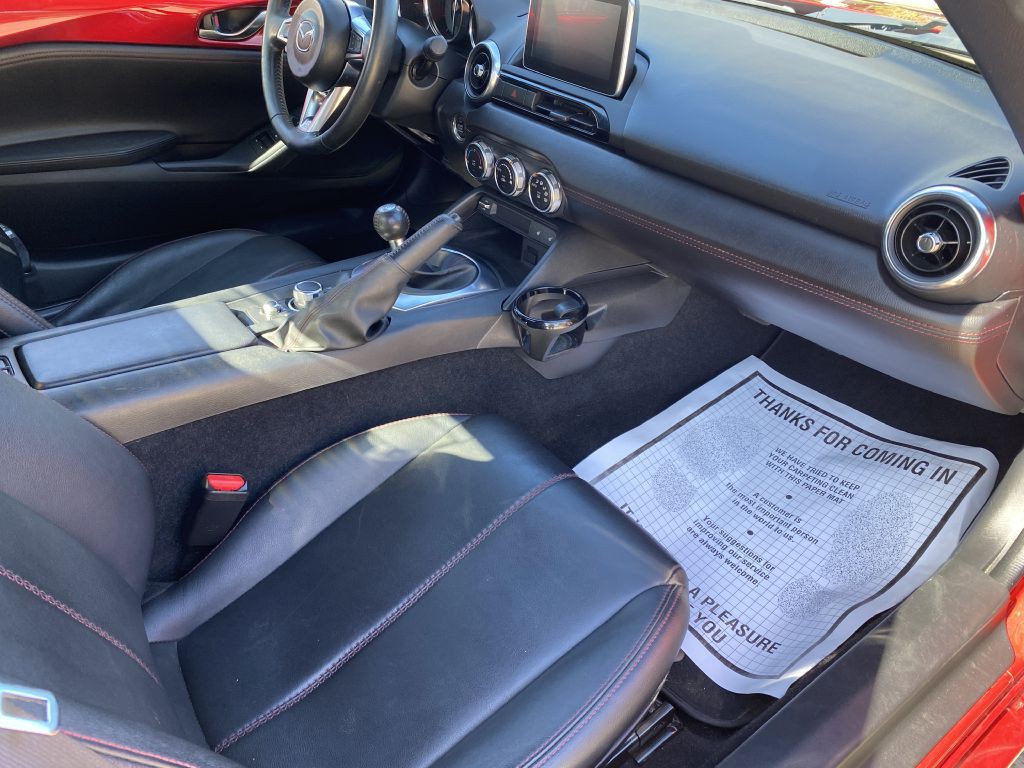 2017 Mazda MX-5 Miata Image 9