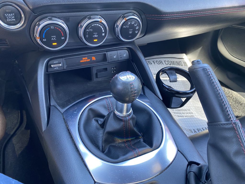 2017 Mazda MX-5 Miata Image 12