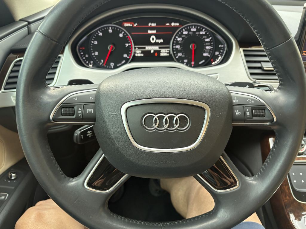 2014 Audi A8 Image 14