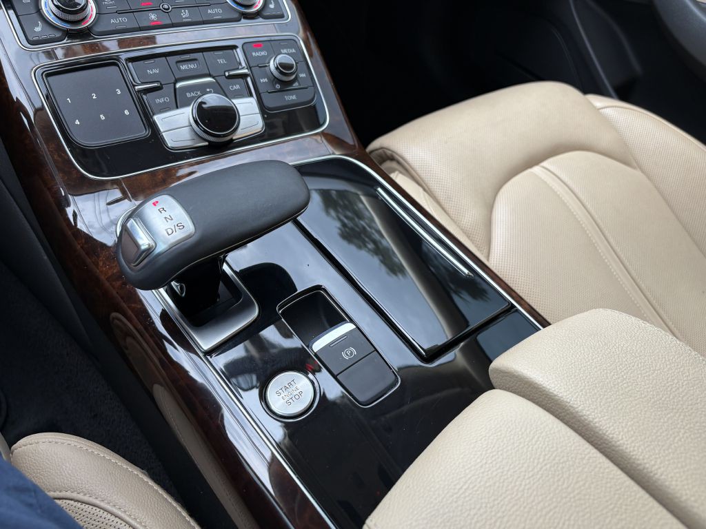 2014 Audi A8 Image 15