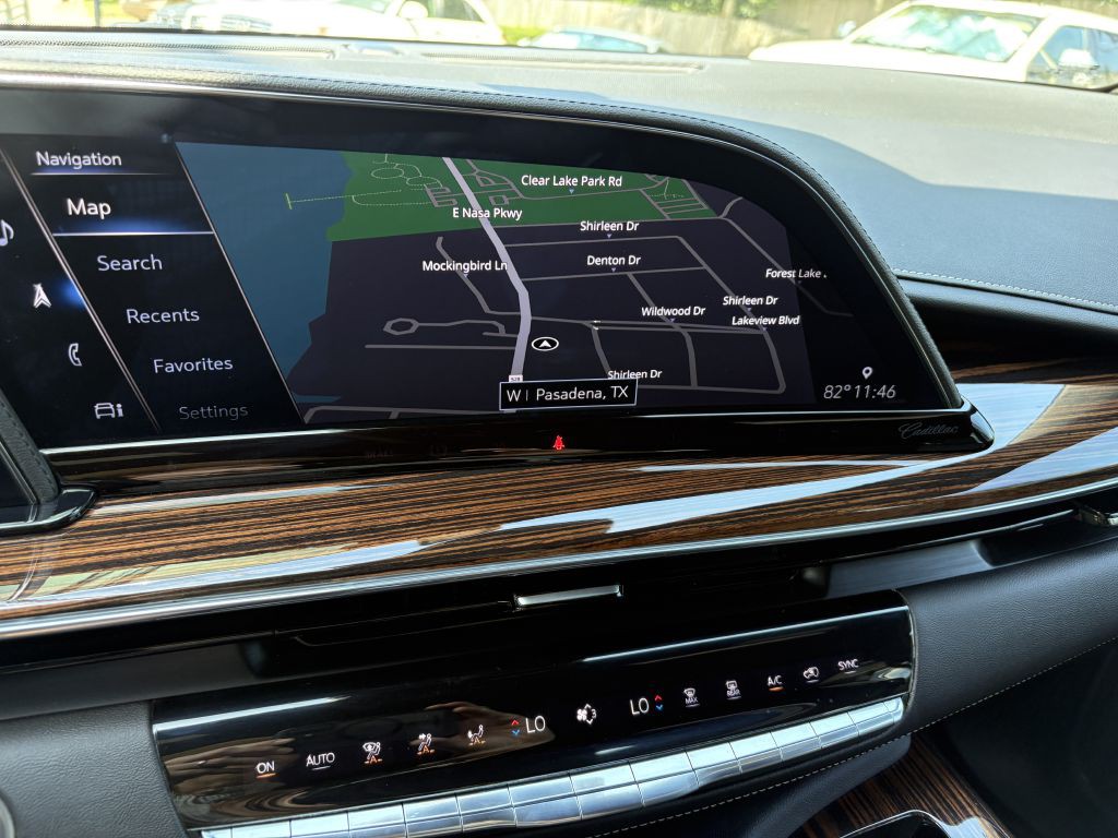 2022 Cadillac Escalade Image 19
