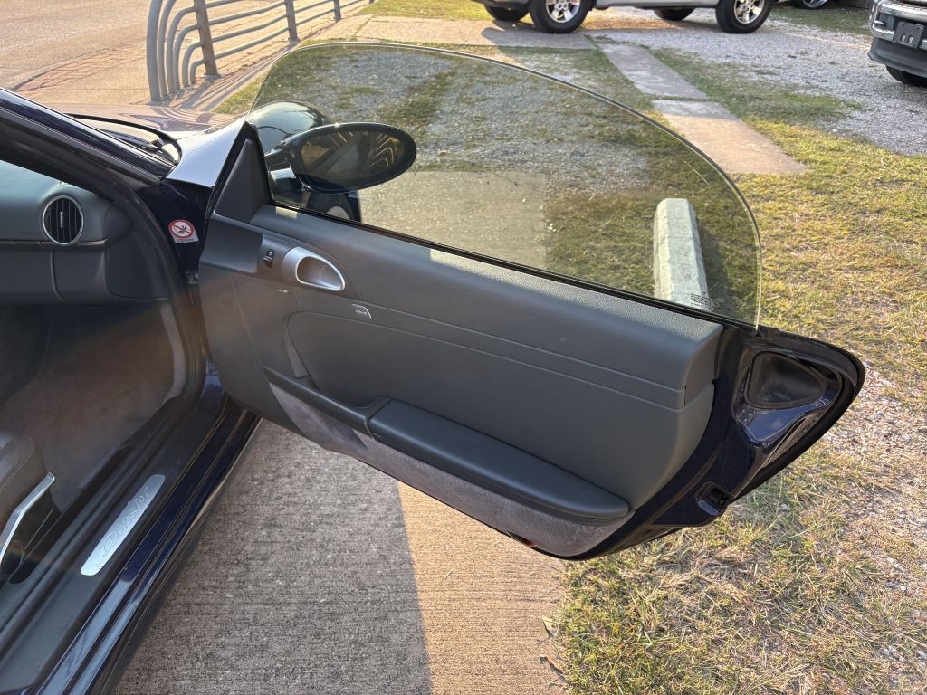 2006 Porsche Boxster Image 8