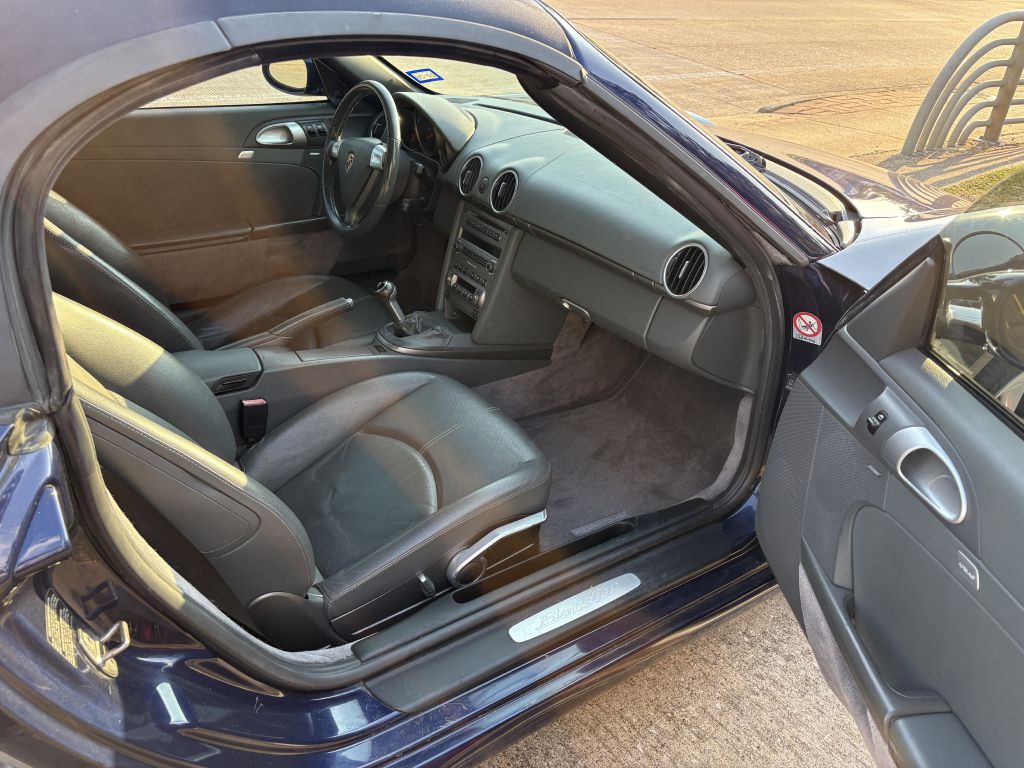 2006 Porsche Boxster Image 9