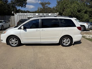 Image for 2004 Toyota Sienna XLE ID: 6971747