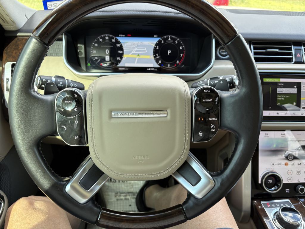 2018 Land Rover Range Rover Image 15