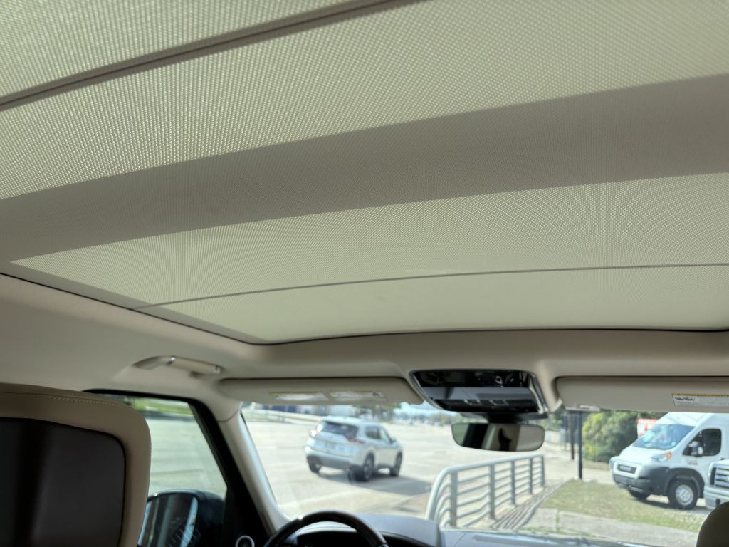 2018 Land Rover Range Rover Image 19