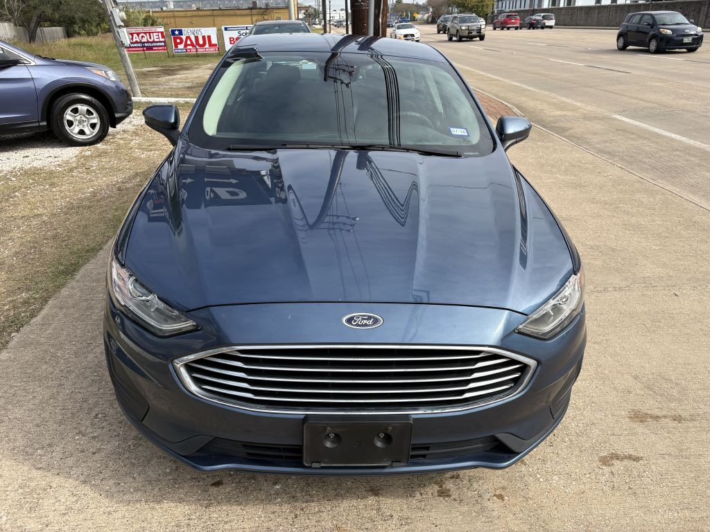 2019 Ford Fusion Image 2