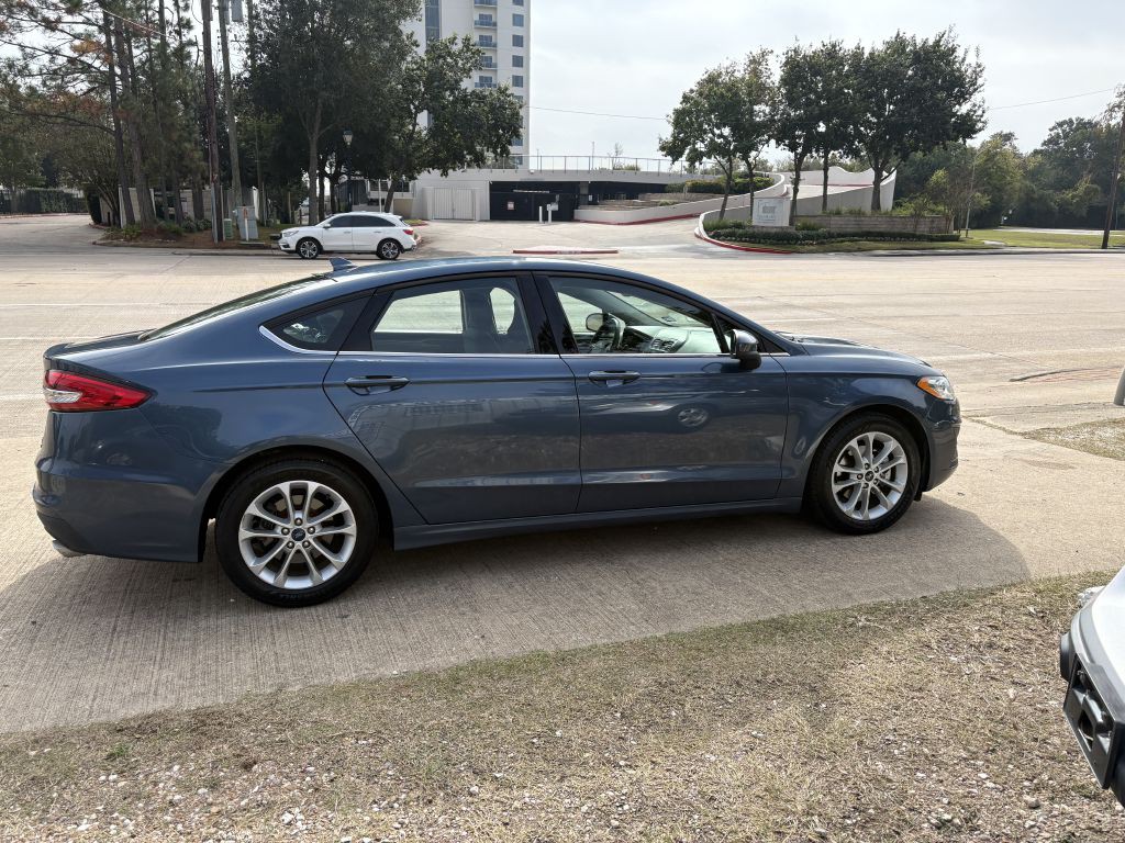 2019 Ford Fusion Image 3