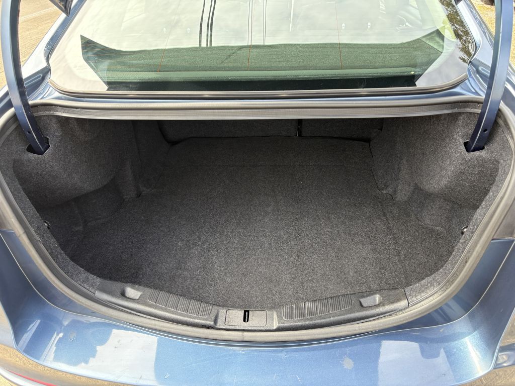 2019 Ford Fusion Image 8