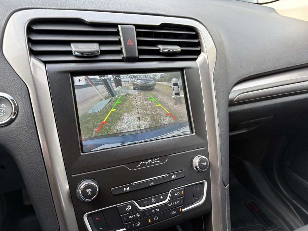 2019 Ford Fusion Image 16