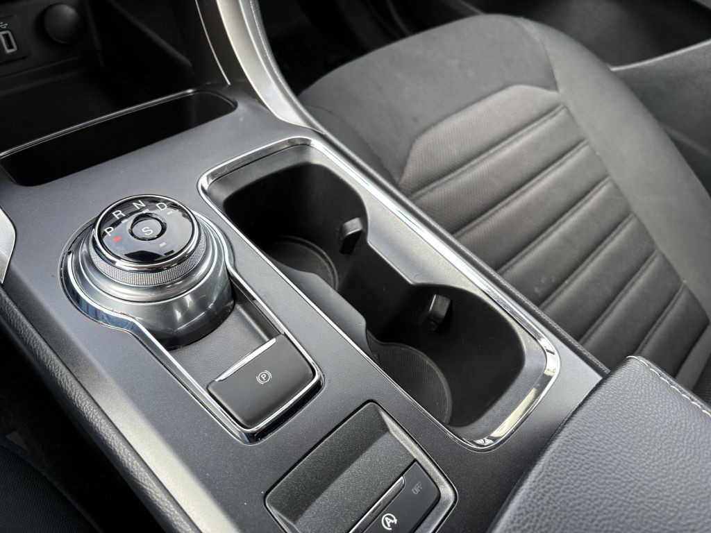 2019 Ford Fusion Image 18