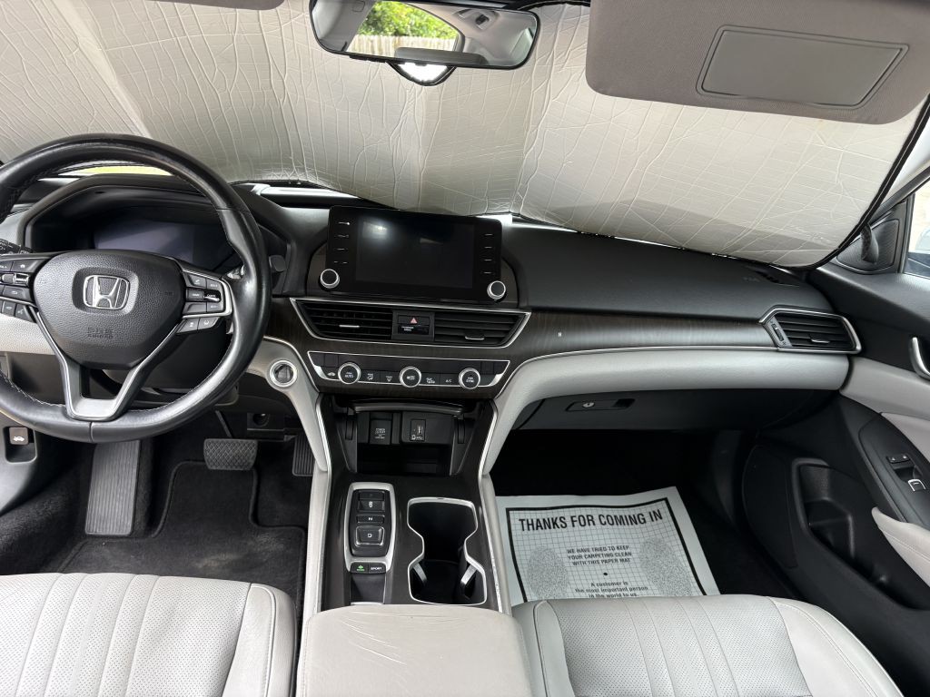 2018 Honda Accord Image 12