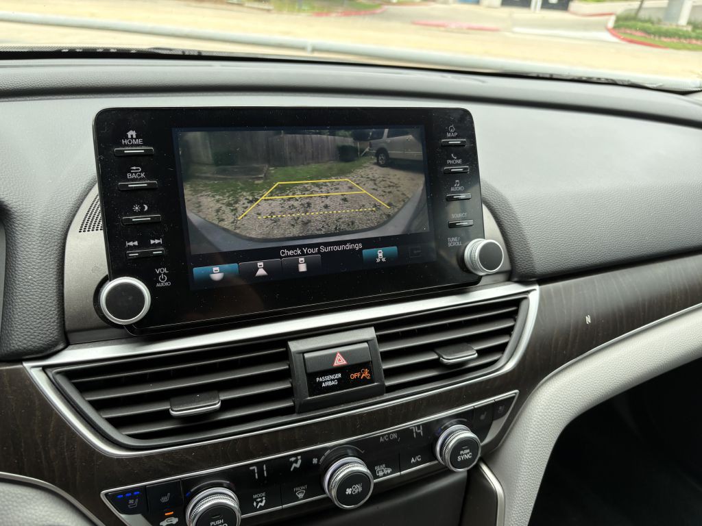 2018 Honda Accord Image 14