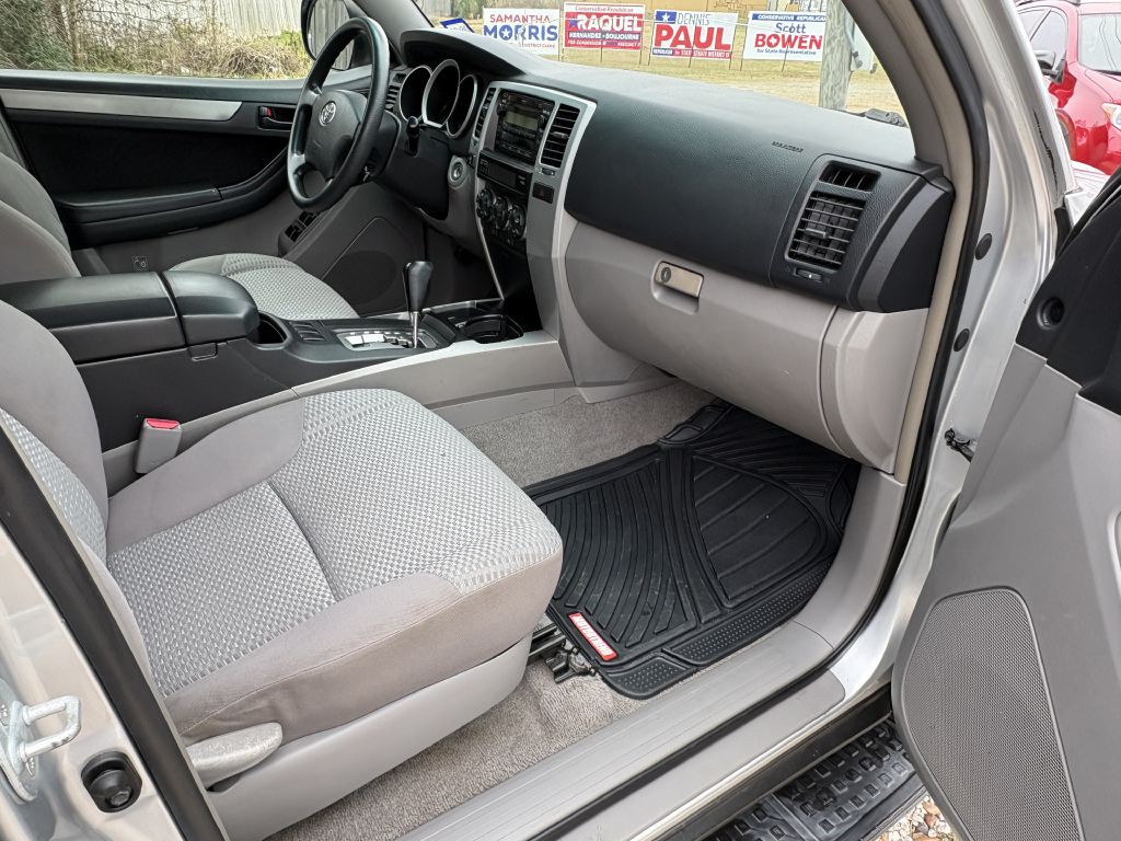2007 Toyota 4Runner Image 12