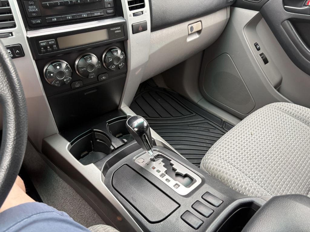 2007 Toyota 4Runner Image 17