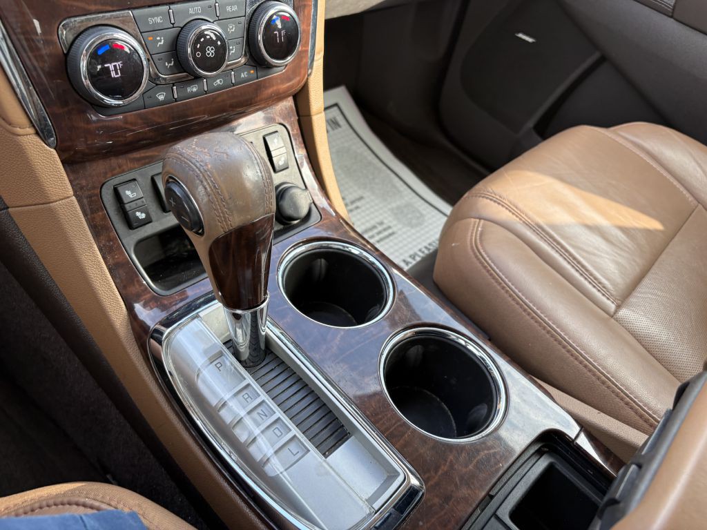 2015 Buick Enclave Image 18