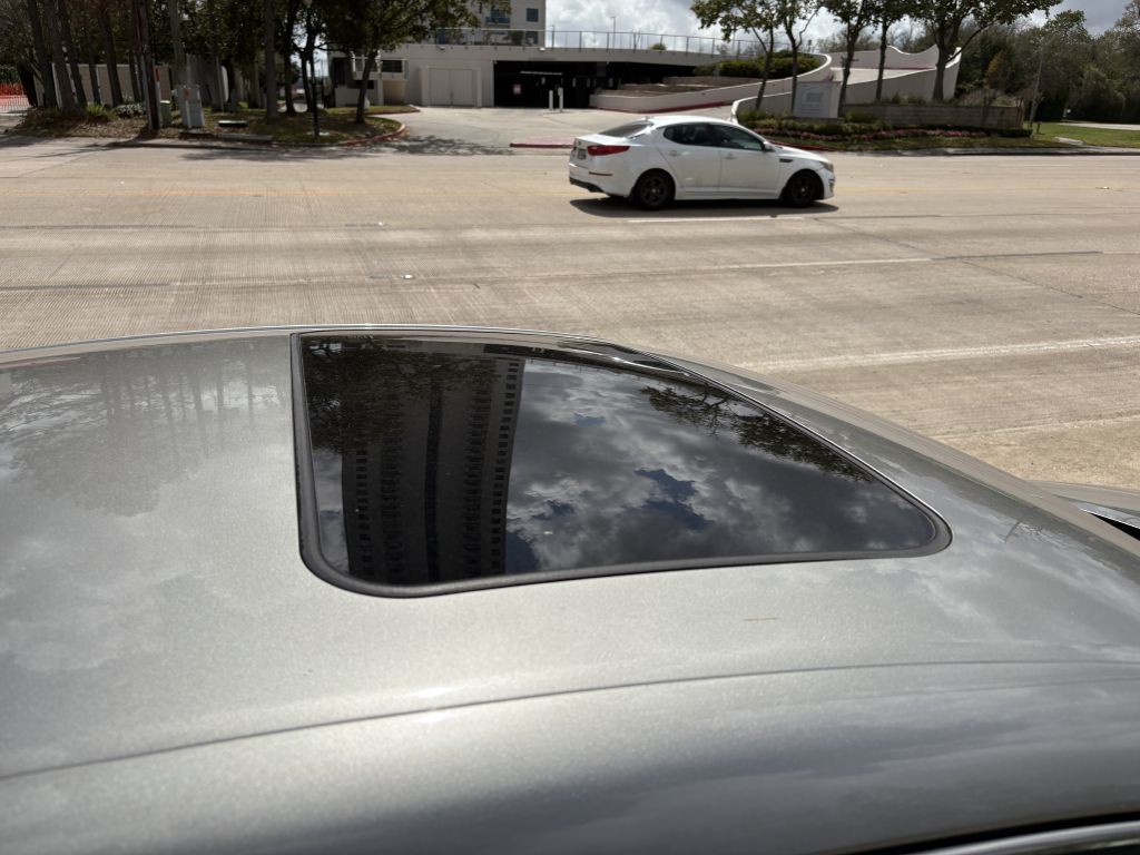 2015 Lexus IS Image 6