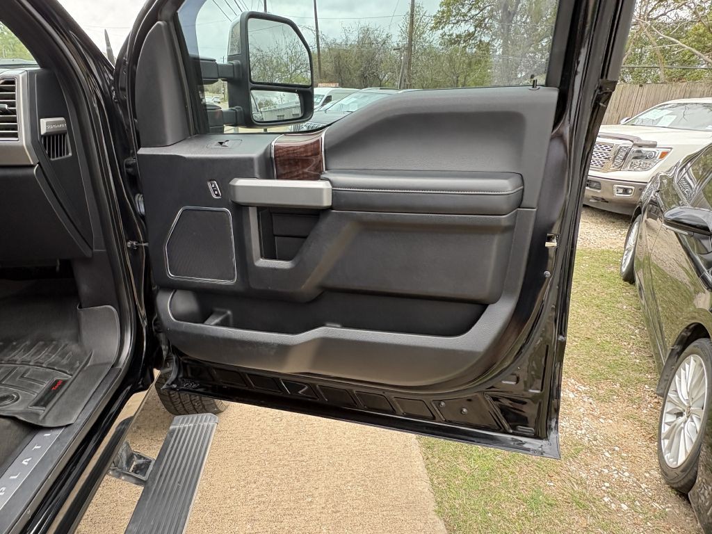 2017 Ford F-250 Image 11