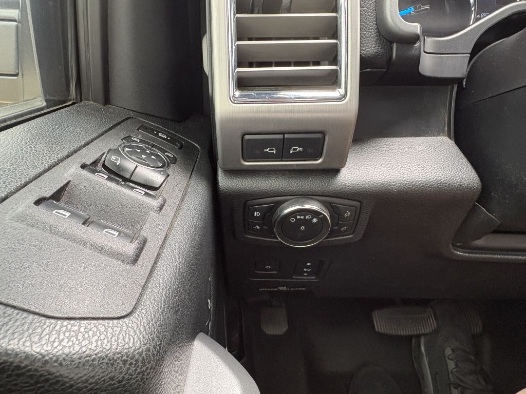 2017 Ford F-250 Image 15