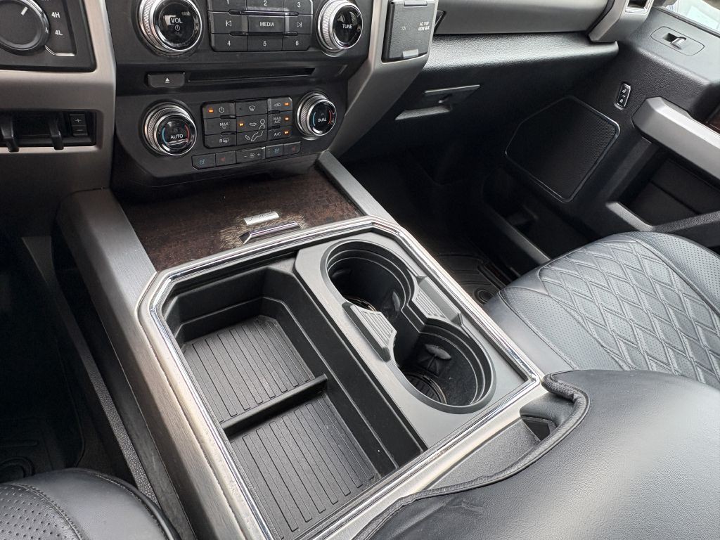 2017 Ford F-250 Image 17