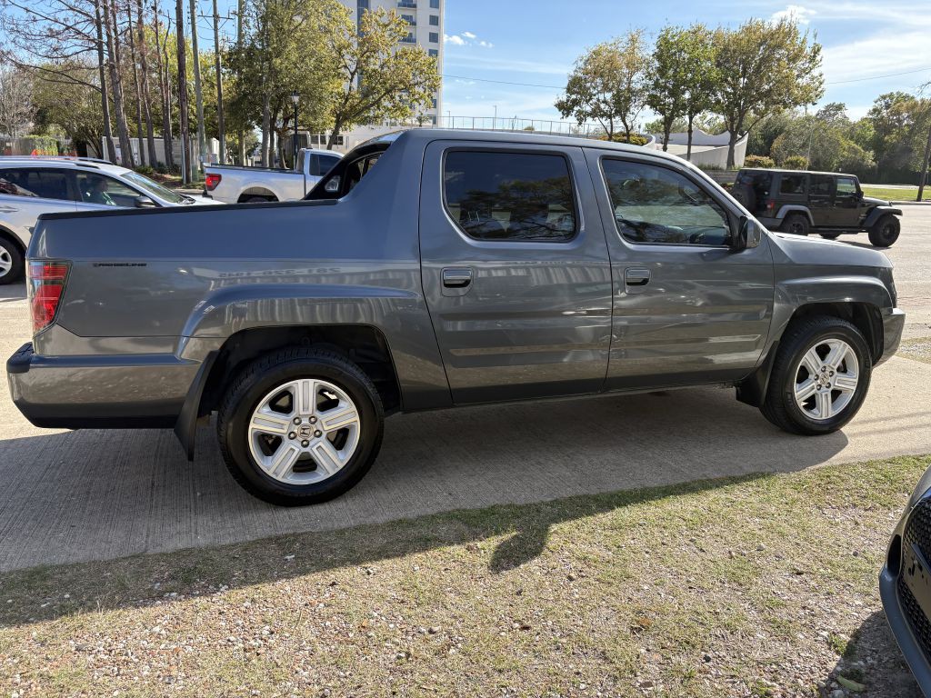 2013 Honda Ridgeline Image 2