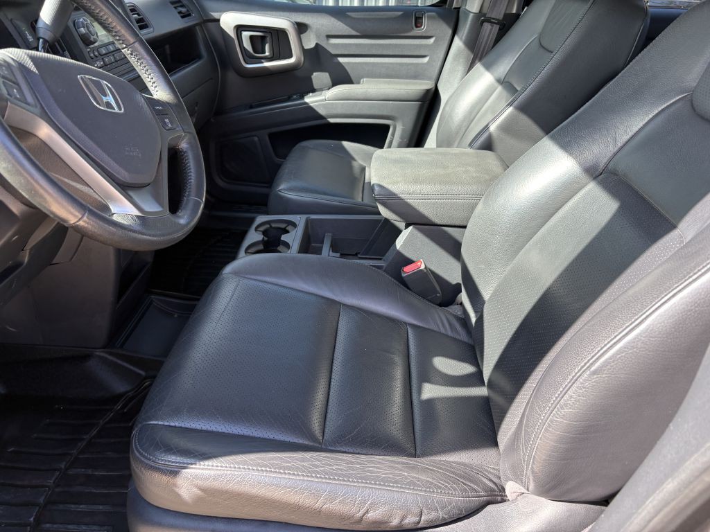 2013 Honda Ridgeline Image 7